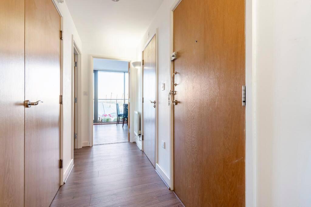 London Skylineviews 2 Bed 2 Bath Flat Near Canary Wharf, O2 & Excel Екстериор снимка