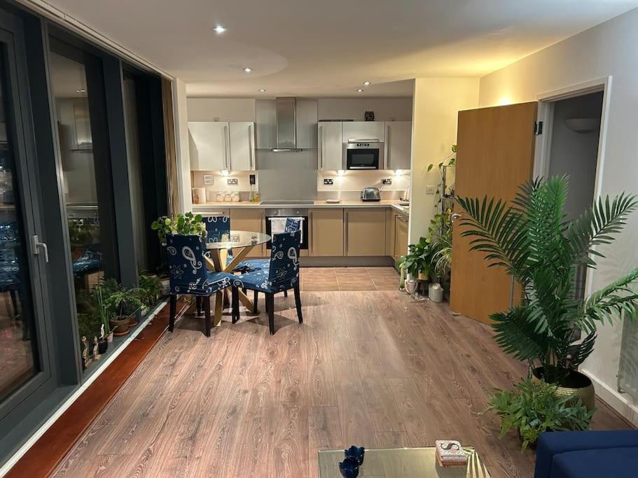 London Skylineviews 2 Bed 2 Bath Flat Near Canary Wharf, O2 & Excel Екстериор снимка