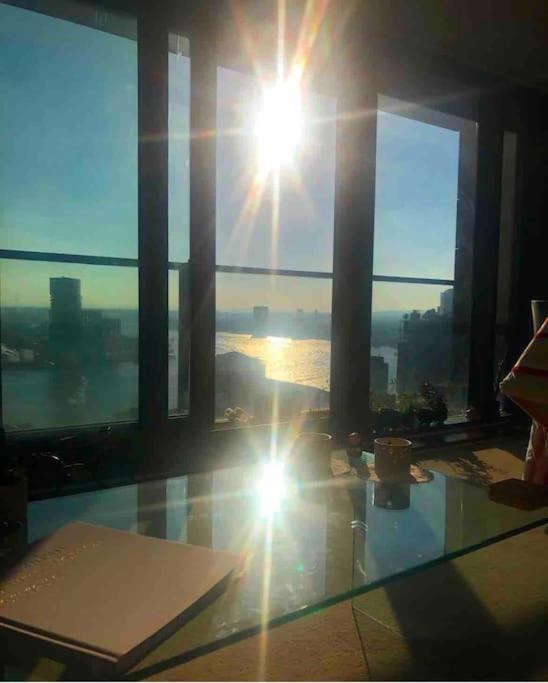 London Skylineviews 2 Bed 2 Bath Flat Near Canary Wharf, O2 & Excel Екстериор снимка